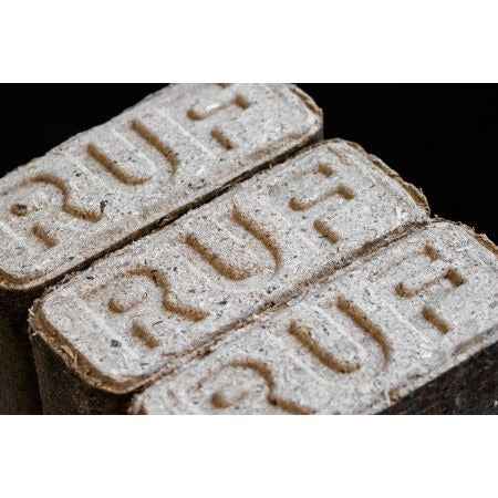 RUF Briketts halbe Palette 480 kg – 48 Packungen à 10 kg, FSC