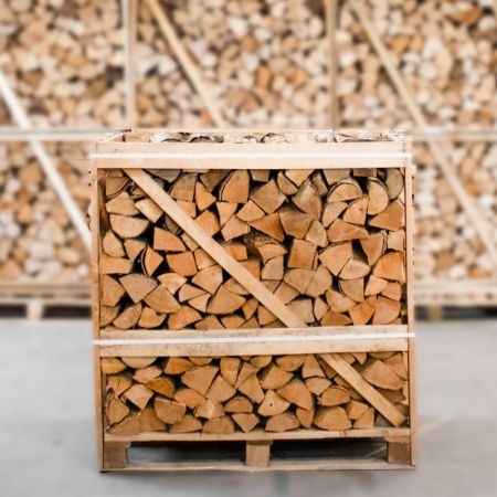 Esche Brennholz kammergetrocknet 25 cm – halbe Palette 385 kg